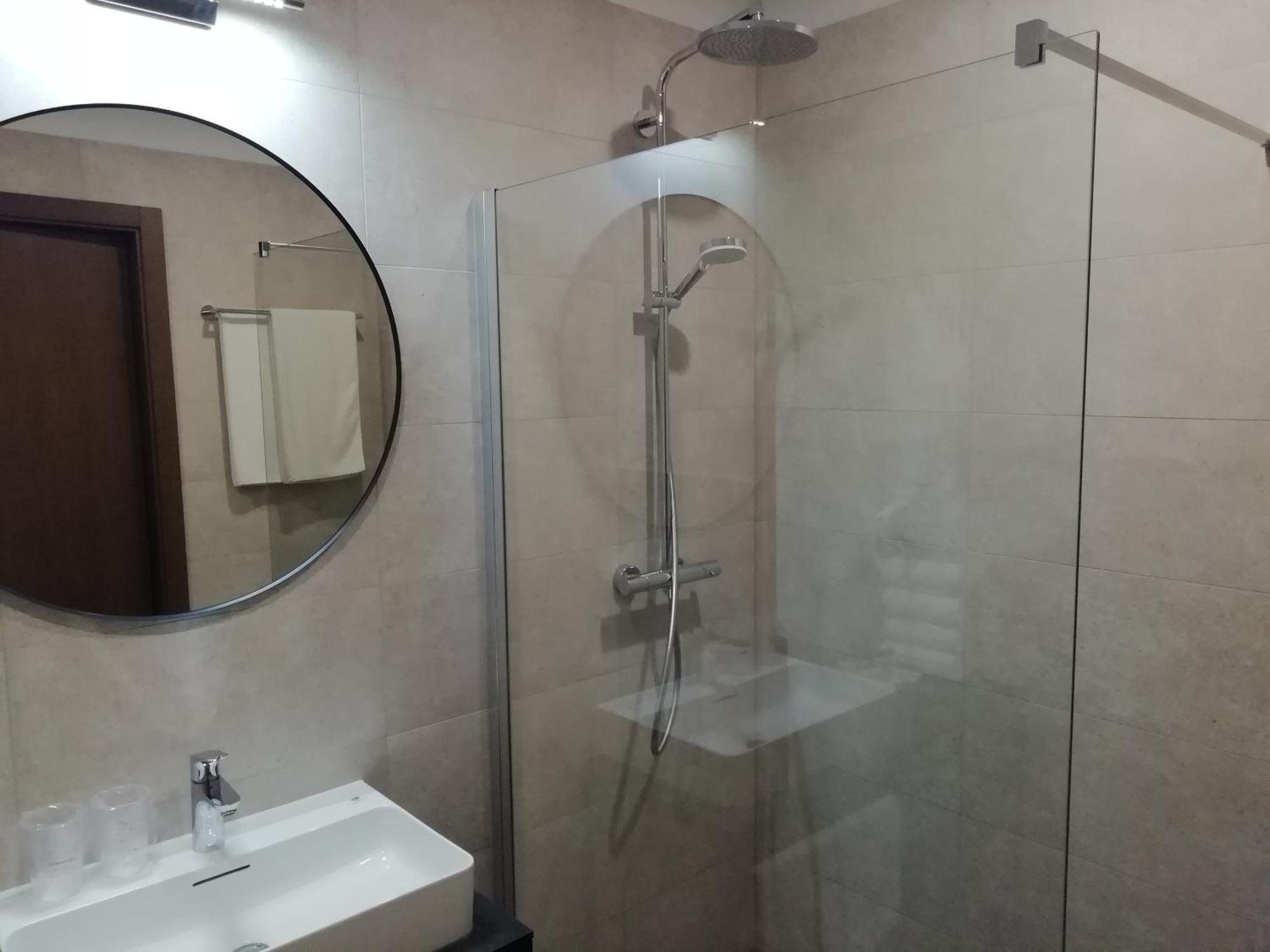 Inova Otel 4*